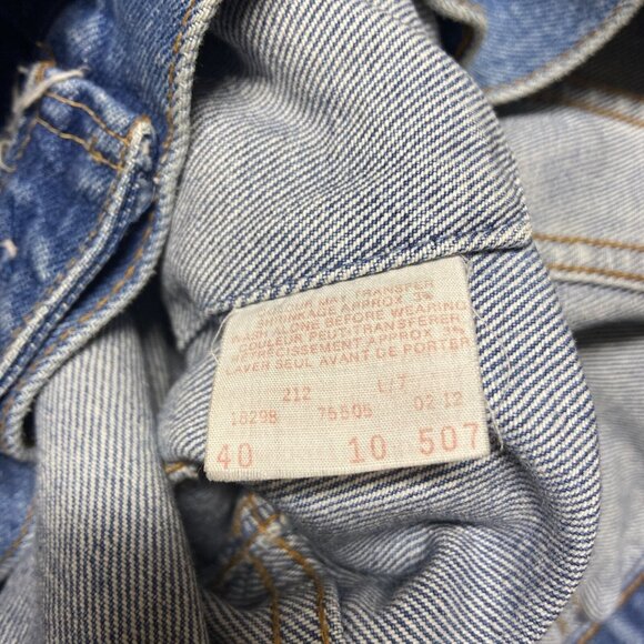 Vintage Levi Strauss Men's 40 Reg Blue Denim Jean Jacket Trucker 90s Canada EUC - Picture 9 of 9